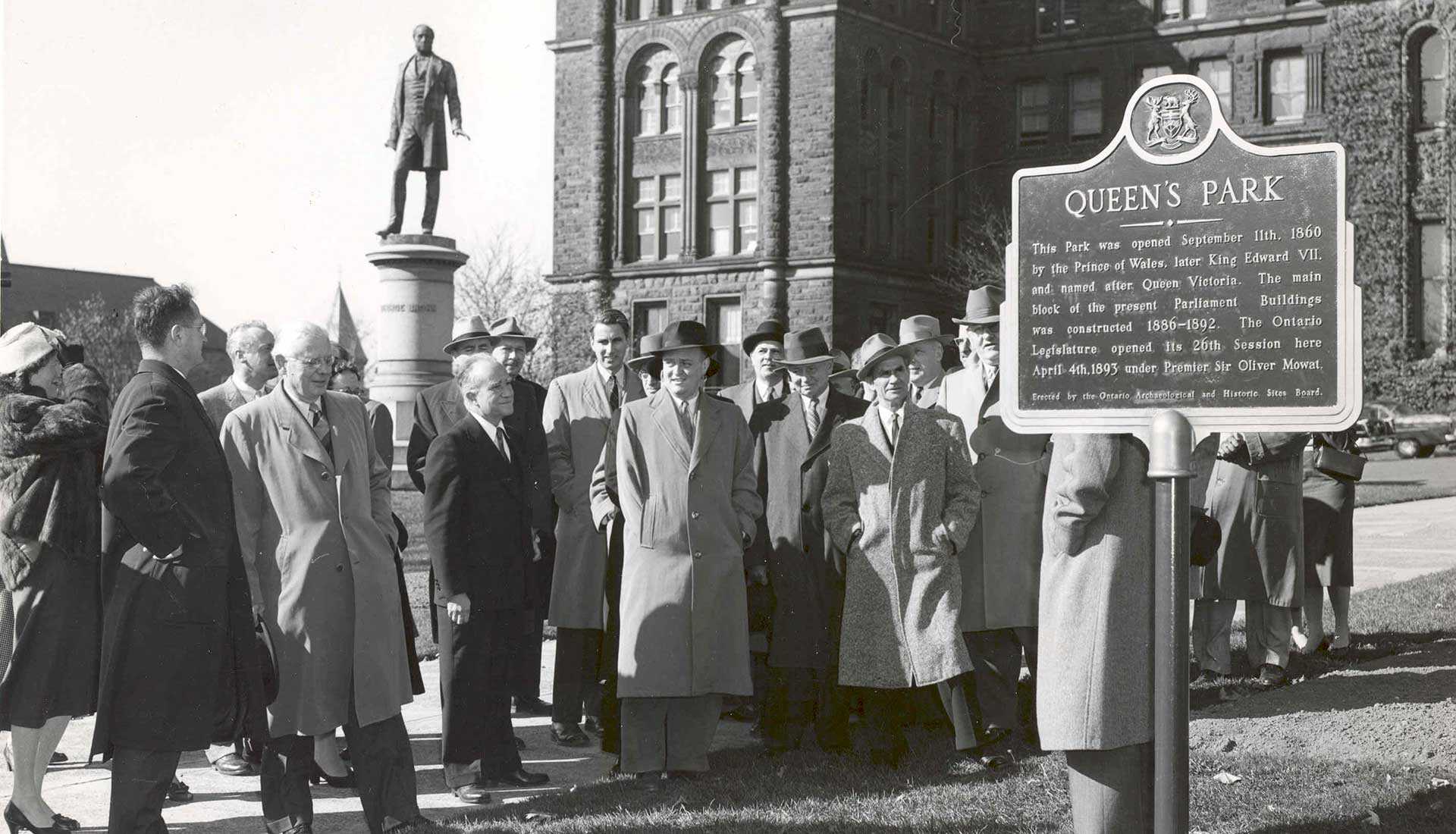 Queens Park plaque unveiling 1500px