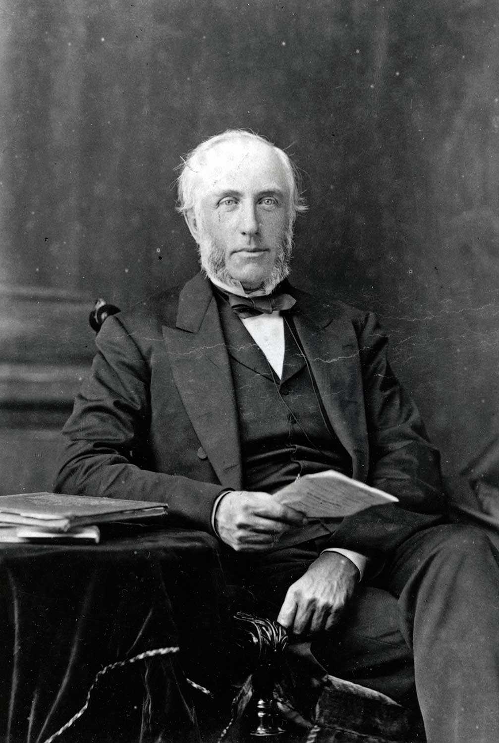 Pim George Brown Photo Hunter Co web