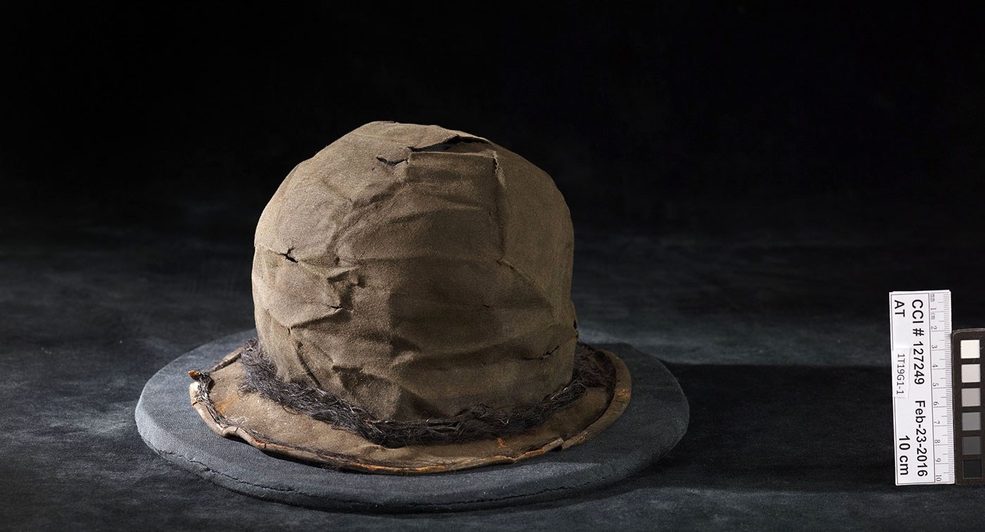 Front Street Parliament hat banner