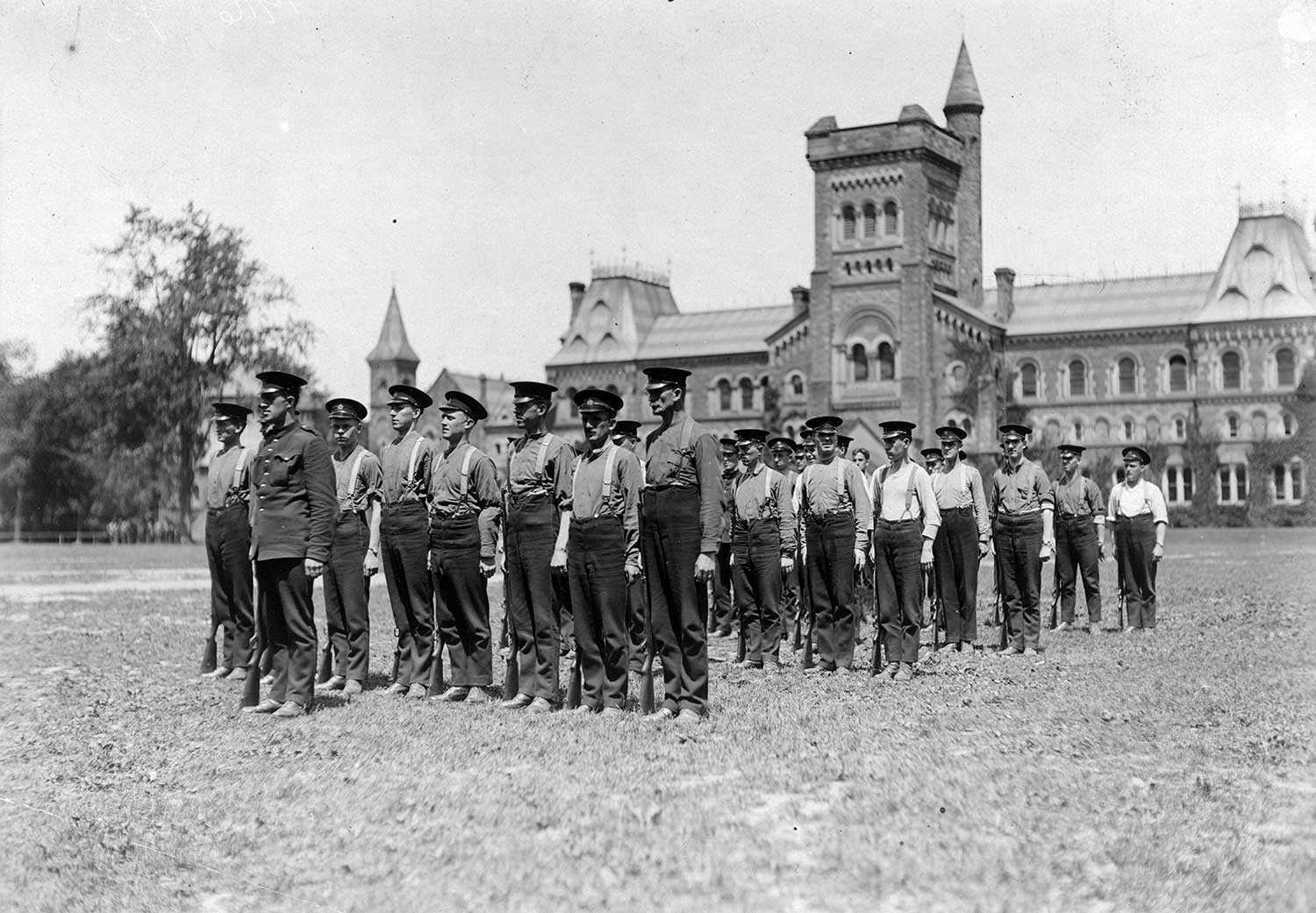 Ontario's military heritage — 3. The Great War (Schools and students at war)