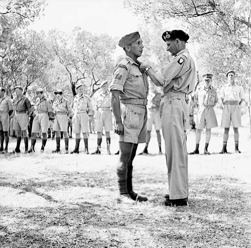 Huron Brant was a Mohawk soldier of the Bay of Quinte First Nation, war hero and automobile mechanic. Brant was awarded the Military Medal in Catanzaro, Italy in 1943 by Field Marshal Bernard Montgomery (Britain’s most famous commander in the Second World War) for his bravery in the Allied invasion of Sicily. (Photo: PA-130065, Library and Archives Canada, Department of National Defence)