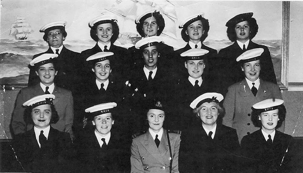 Members of the Women’s Royal Canadian Naval Service (WRENS) stationed at the HMCS Hamilton, June 1944. (Photo: City of Cambridge Archives)