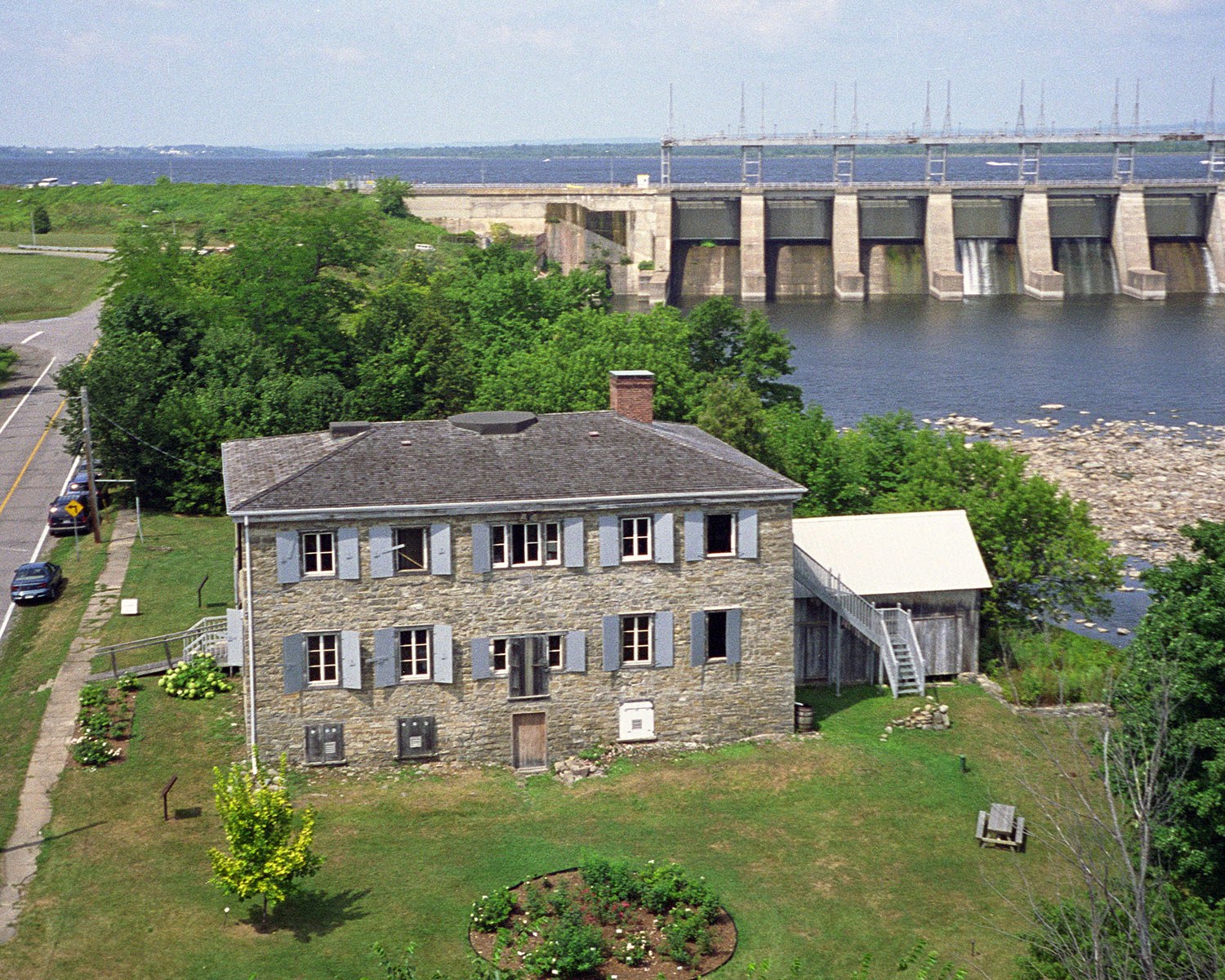 Aerial view of Macdonell-Williamson House, Chute-à-Blondeau